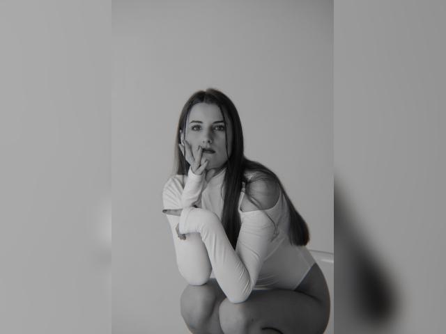 Visit tooboringgirl profile