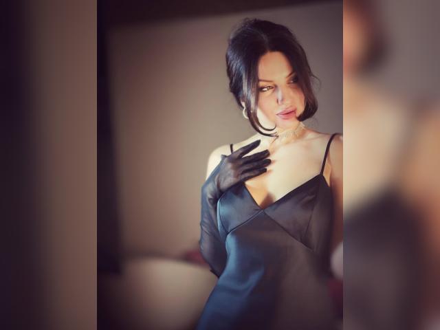 Visit CaramelWoman profile