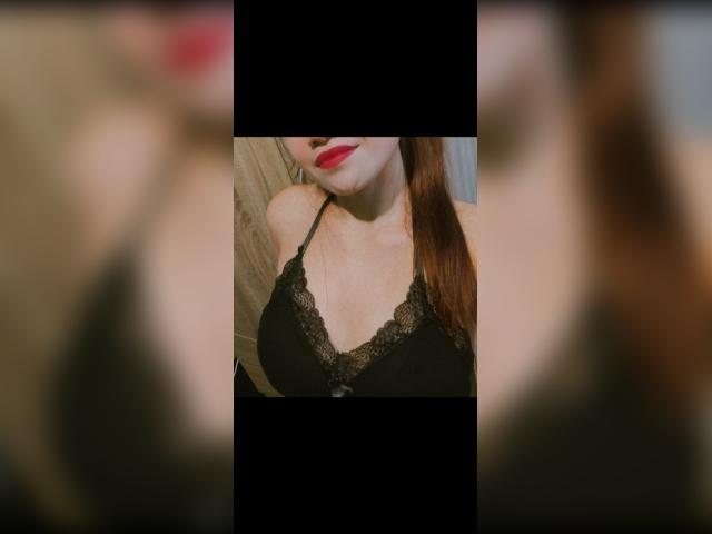 Visit xLilSweetPussyx profile