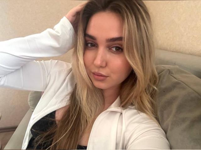 Visit A1nnie profile
