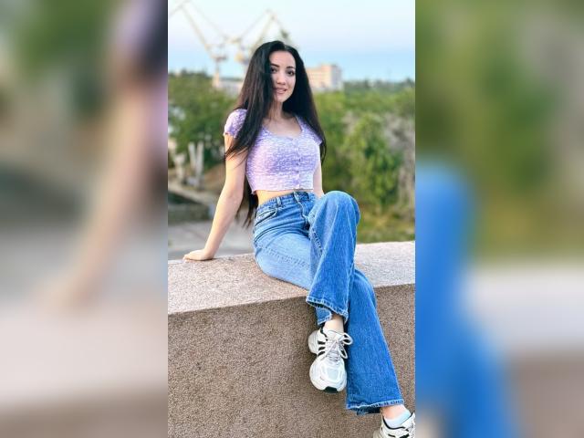 Visit FasionBrunette profile