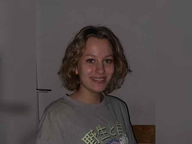 Visit SweetGirl128 profile