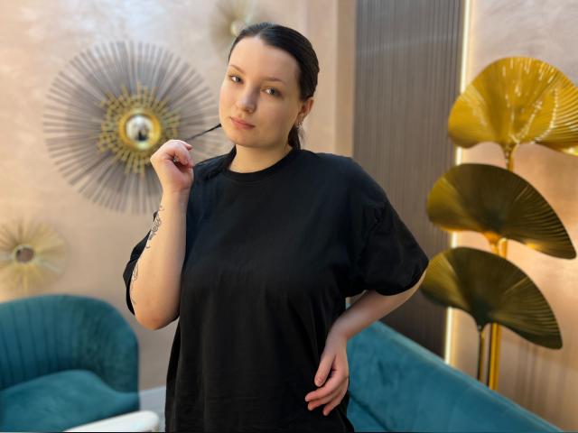 Visit LeonoraS64 profile