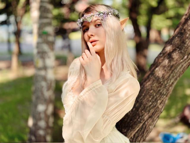 Visit KarolinaRay profile