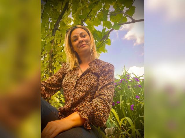 Visit MolliTorres profile