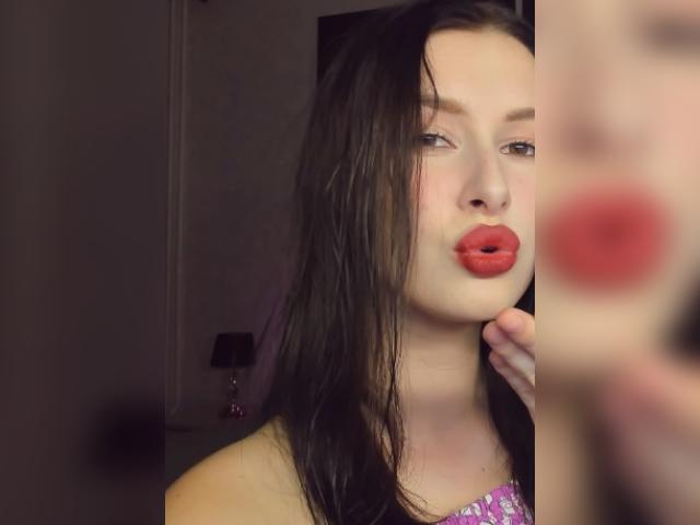Visit AmandaWally profile