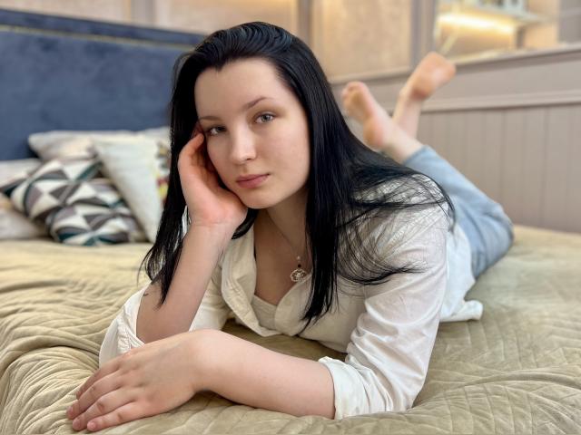 Visit LeonoraS64 profile