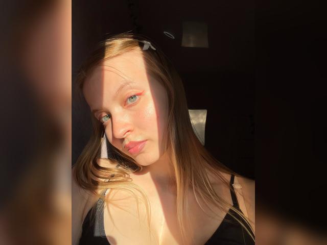 Visit AphroditeWOW profile