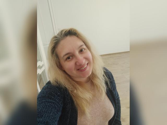 Visit BlondeAmalia profile