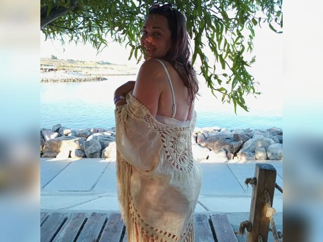 Visit PerlaAmber profile