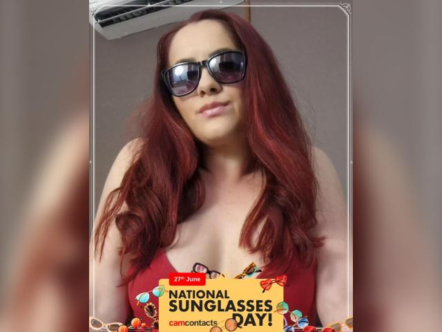 Visit QueenJuliaA profile