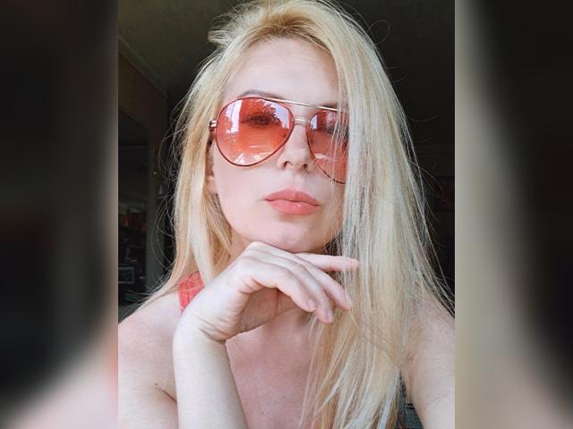 Visit MarshmellowRose profile