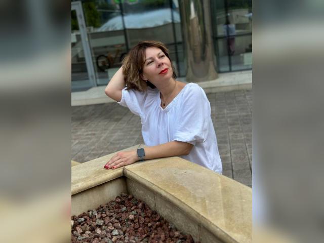 Visit Dinara profile