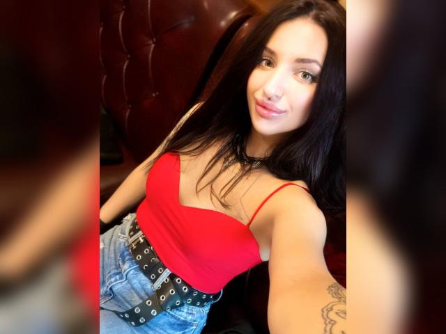 Visit Shakira profile