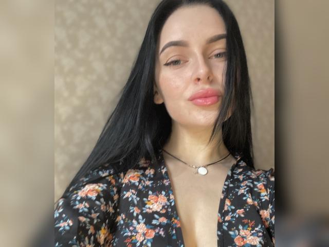 Visit JessieNice profile