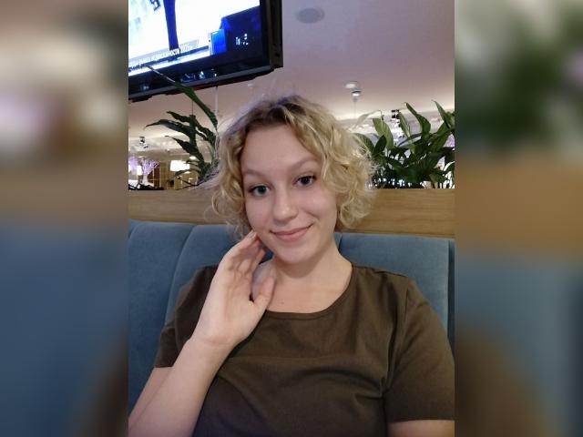 Visit SweetGirl128 profile