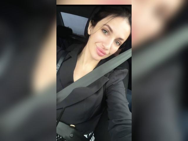 Visit Shakira profile