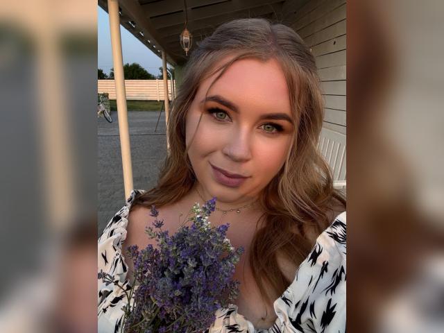 Visit HoneyBreeze profile