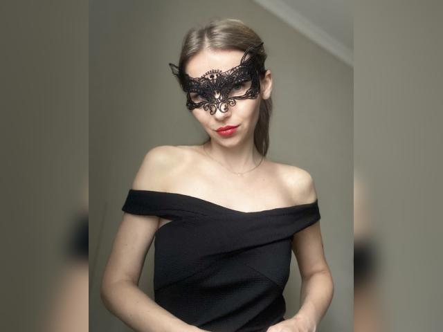 Visit LittleFoxyy profile