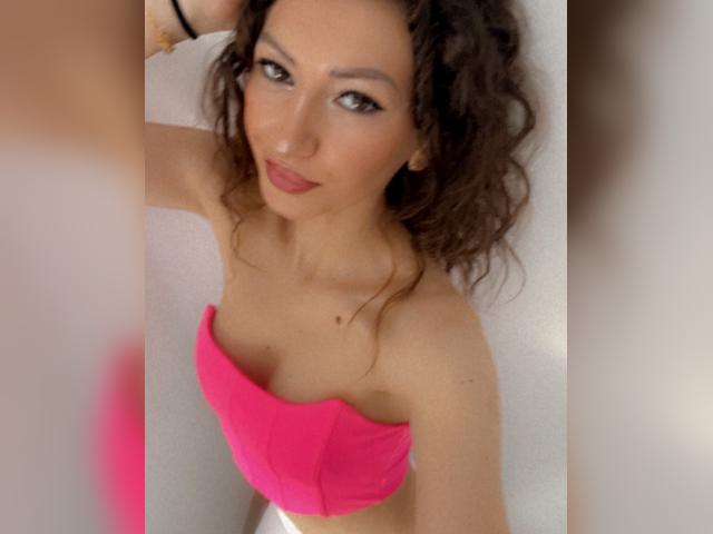 Visit sexysmile26 profile
