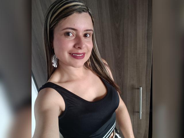 Visit Julieta93 profile