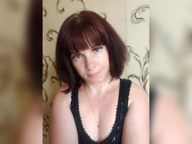 Visit Lily04418kiss profile
