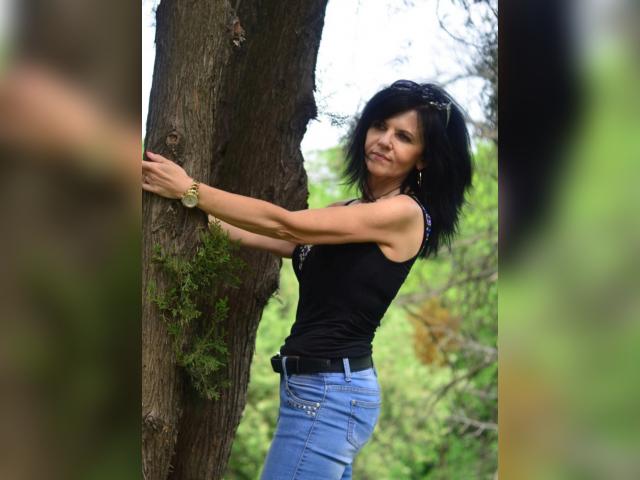 Visit 0jasmin profile