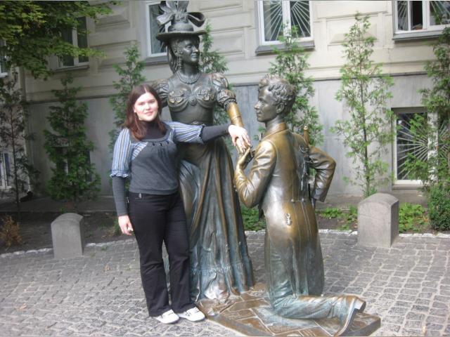 Visit EllieVivian profile