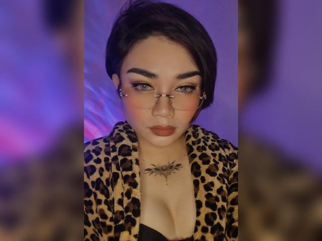Visit ClassyTsBella profile