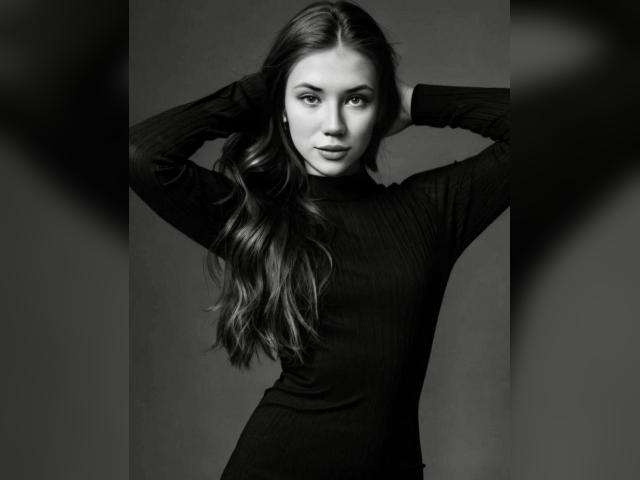 Visit JennaCashy profile