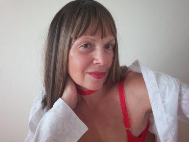 Visit LindaRed profile