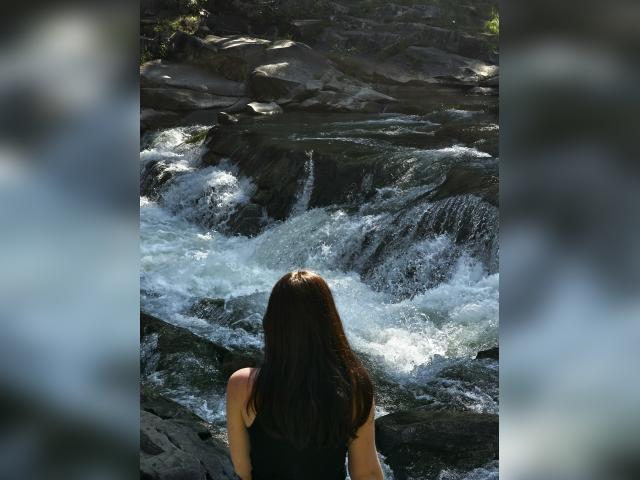 Visit Calliee profile