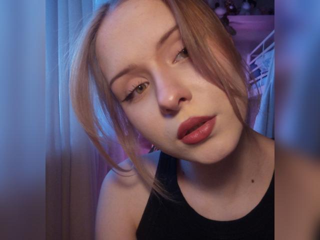 Visit DollyMoris profile