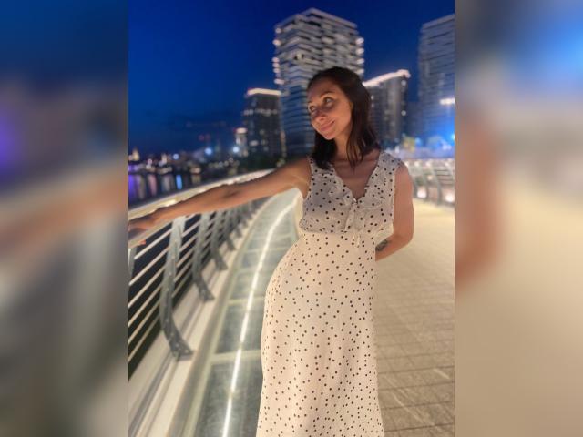 Visit Clarisse profile