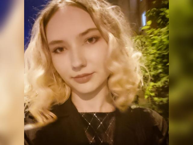 Visit KikiGrey profile