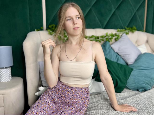 Visit AlidaB23 profile