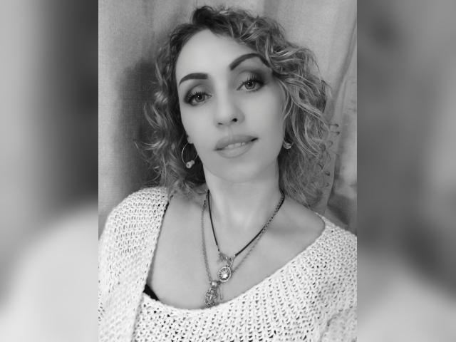 Visit SweetRoxi profile