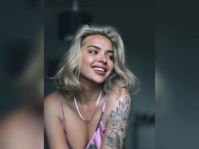 Visit HoneySunset profile