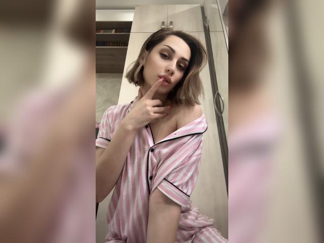 Visit MissMilaStar profile