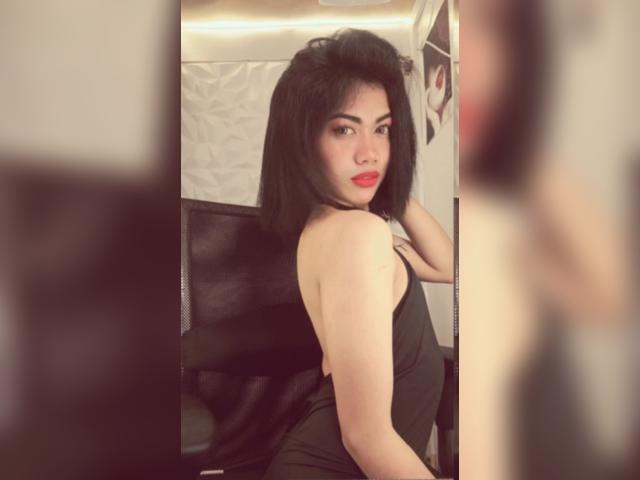 Visit UrPetiteAsian profile