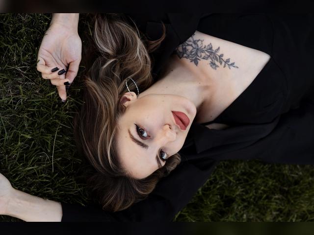 Visit JuliaHills profile
