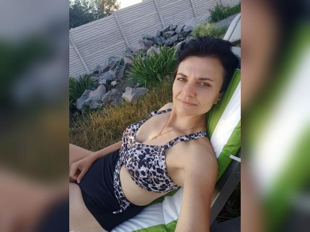 Visit AngieShae profile