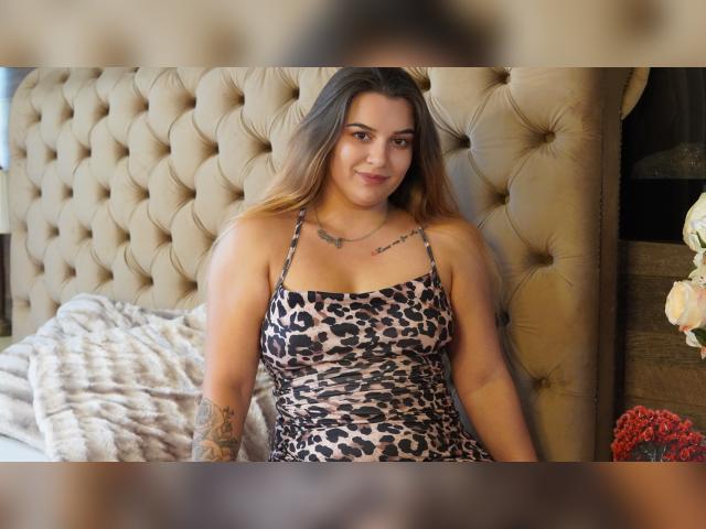 Visit KendraCharm profile