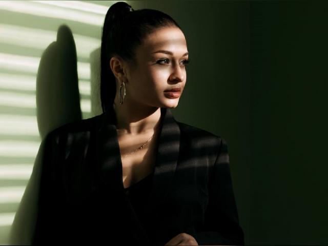 Visit Maryllove profile