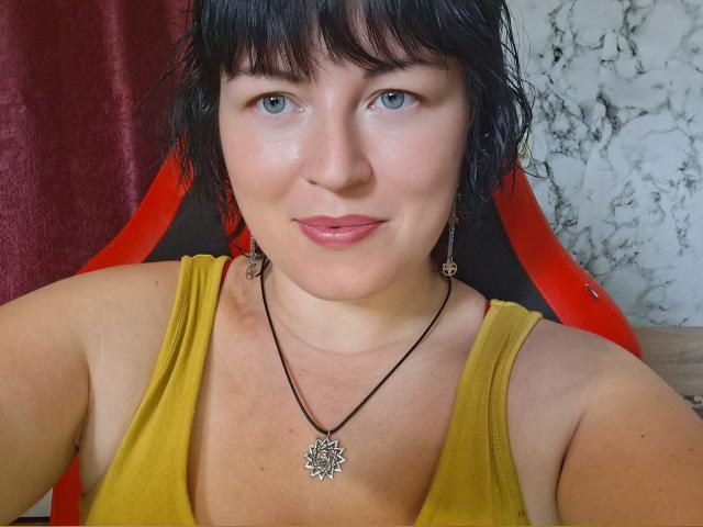 Visit sweetcandymmm profile