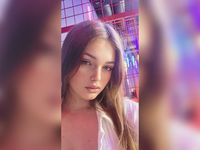 Visit SweetRinaKiss profile