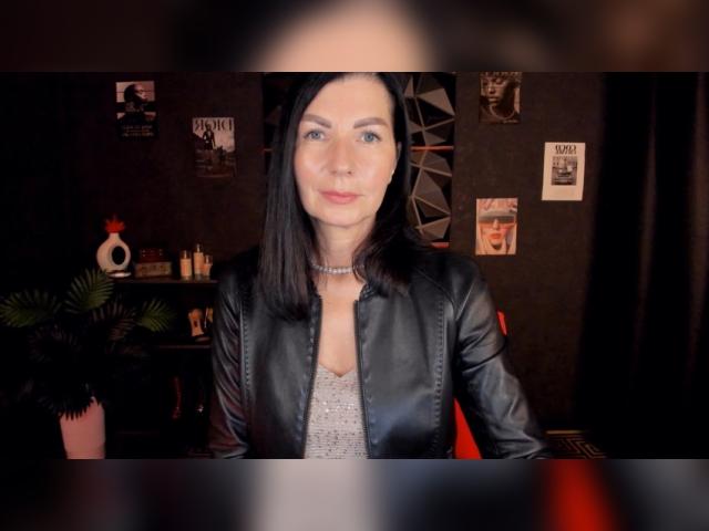 Visit MonicaCheerful profile