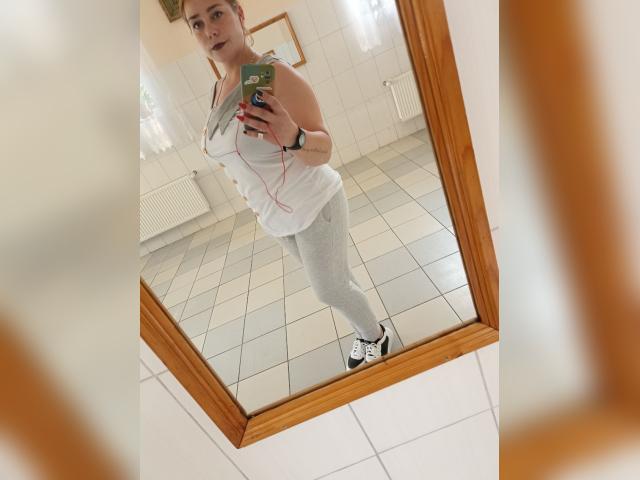 Visit 11PepperGirlll profile