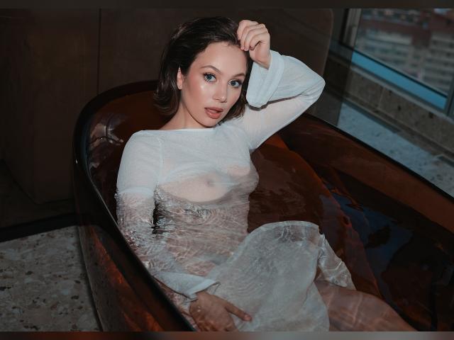 Visit MilaKnightley profile