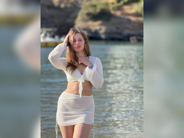 Visit GlamourGoddess profile
